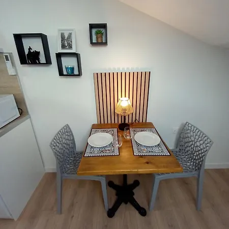 Studio Climatise Avec Tv Et Wifi Montélimar